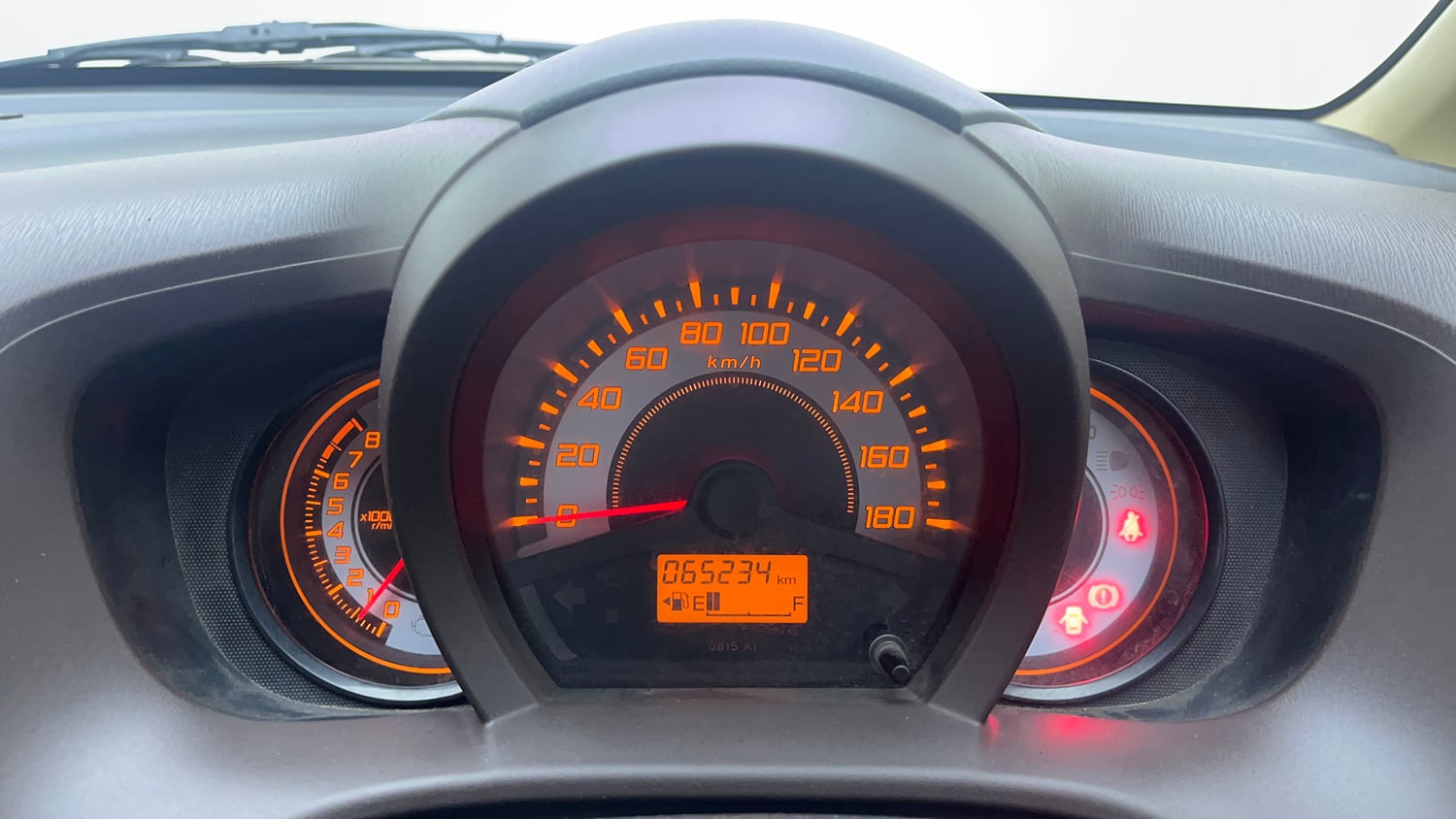 Used 2013 Honda Brio S(O)MT Petrol Manual interior CLUSTERMETER VIEW