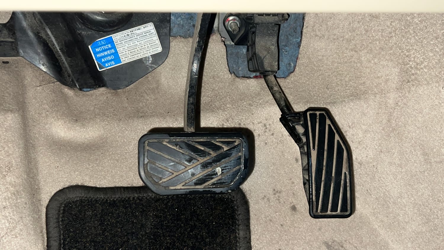 Used 2019 Maruti Suzuki Dzire VXi AMT Petrol Automatic interior PEDALS VIEW