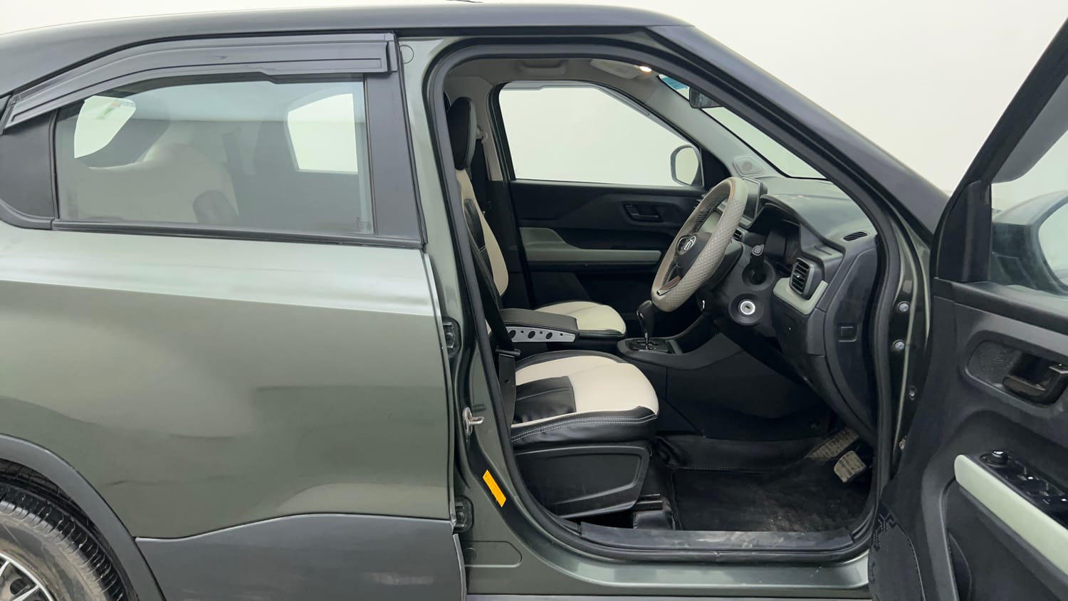 Used 2023 Tata Punch Camo Accomplished AMT Petrol Automatic interior RIGHT SIDE FRONT DOOR CABIN VIEW