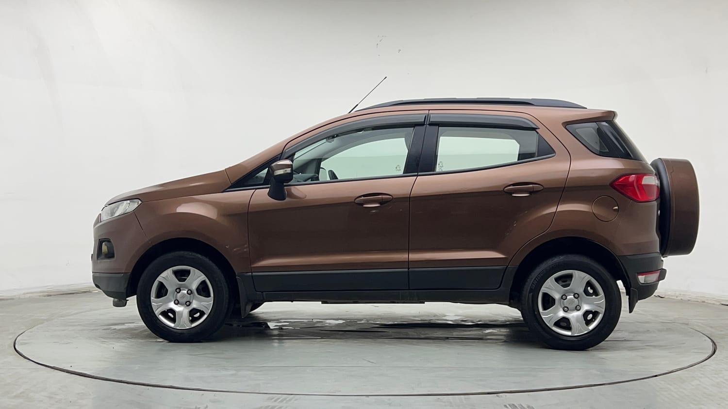 Used 2017 Ford EcoSport Trend+ 1.0L EcoBoost Petrol Manual exterior LEFT SIDE VIEW
