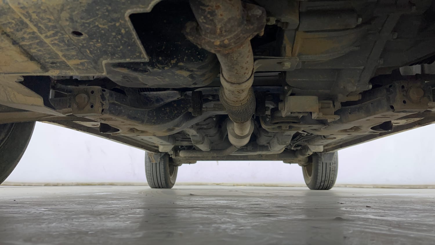 Used 2024 Tata Nexon Fearless Plus S 1.2 Revotron Petrol 6MT DT Petrol Manual extra FRONT LEFT UNDERBODY VIEW
