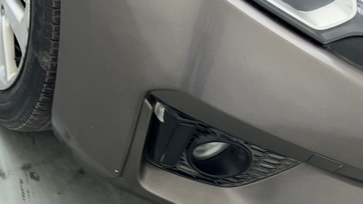 Used 2015 Honda Jazz V AT Petrol Petrol Automatic dents MINOR SCRATCH