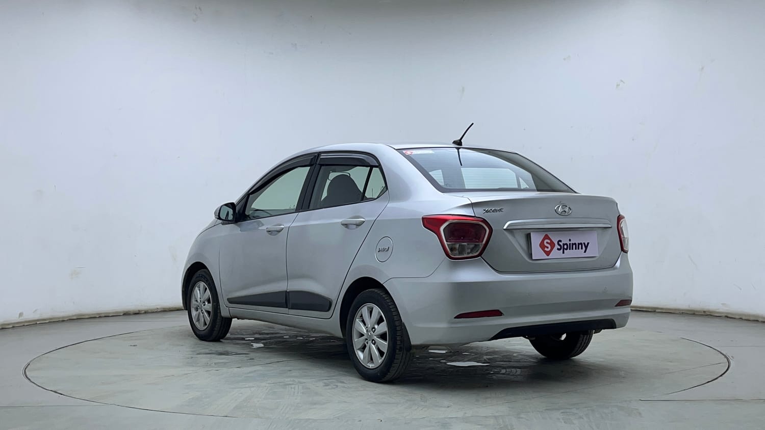 Used 2015 Hyundai Xcent S 1.2 (O) Petrol Manual exterior LEFT REAR CORNER VIEW