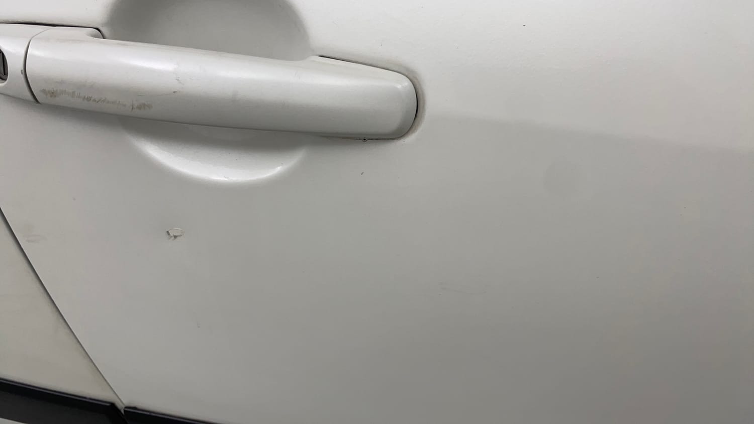 Used 2015 Maruti Suzuki Swift Dzire VXI Petrol Manual dents MINOR SCRATCH