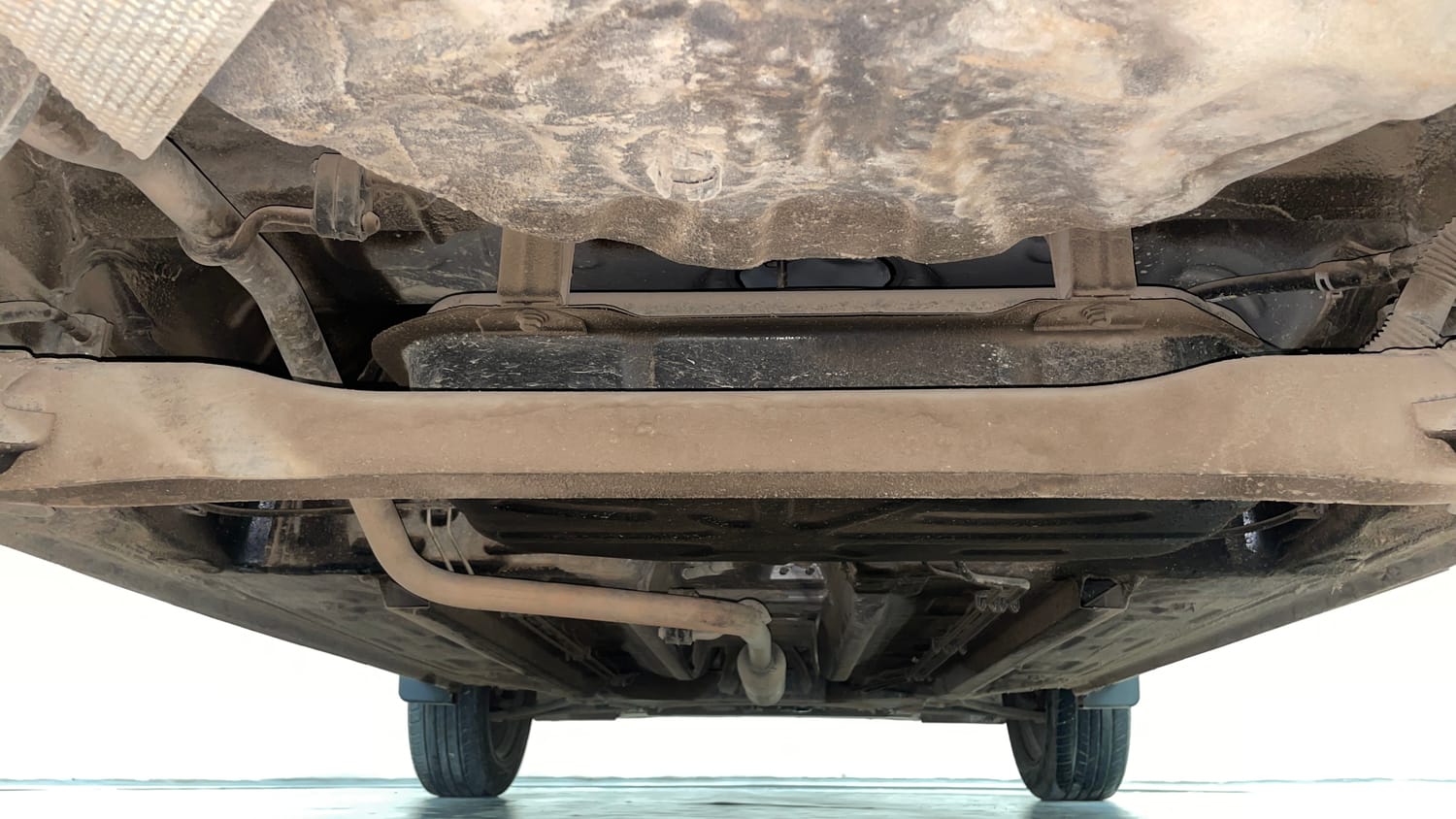 Used 2022 Renault Kiger RXT AMT Petrol Automatic extra REAR UNDERBODY VIEW (TAKEN FROM REAR)
