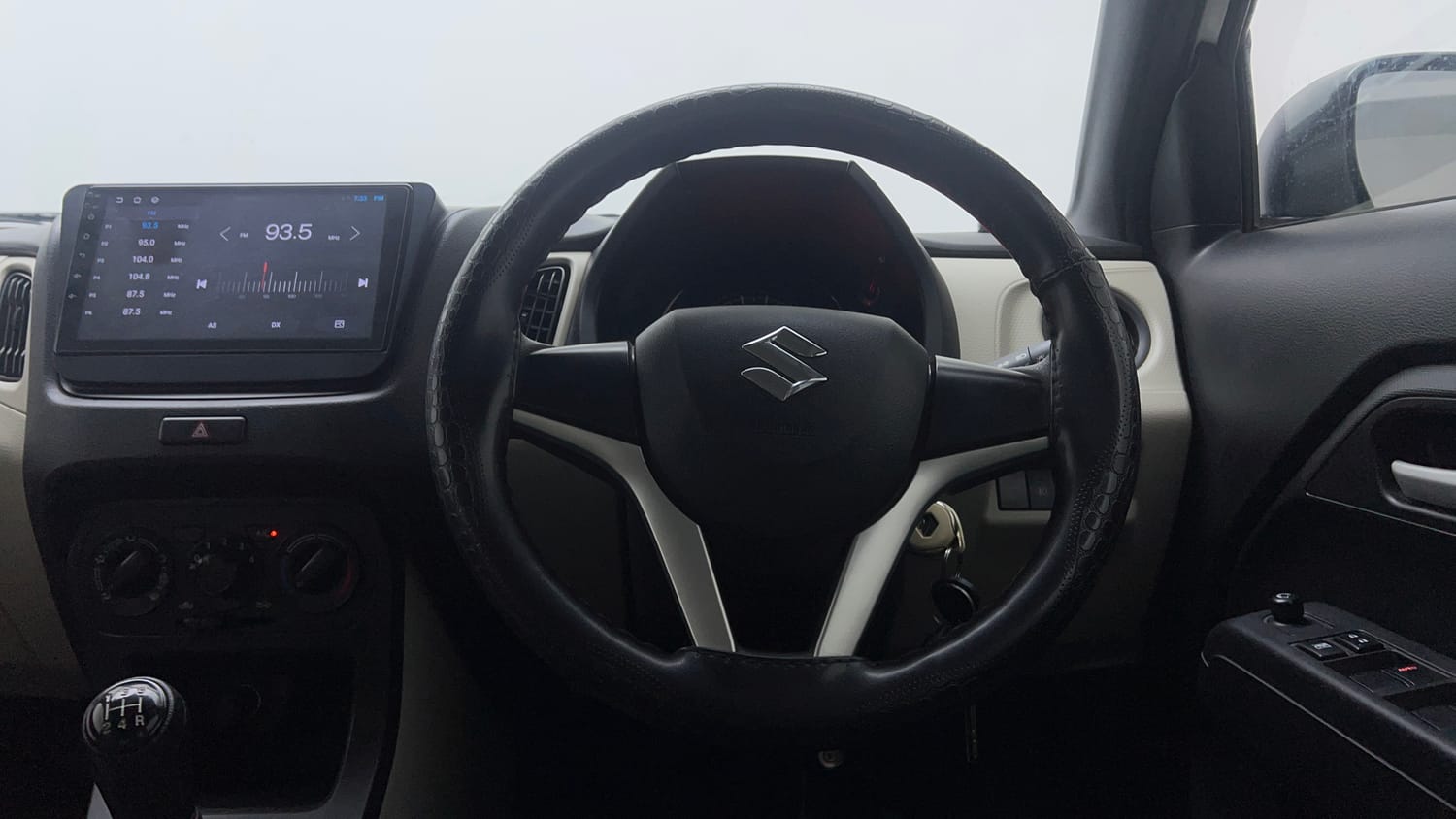 Used 2023 Maruti Suzuki Wagon R VXI 1.0 Petrol Manual interior STEERING VIEW