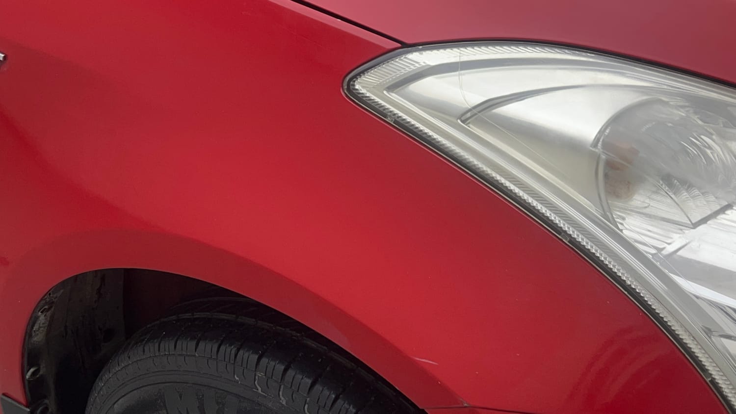 Used 2015 Maruti Suzuki Swift VXi Petrol Manual dents MINOR SCRATCH