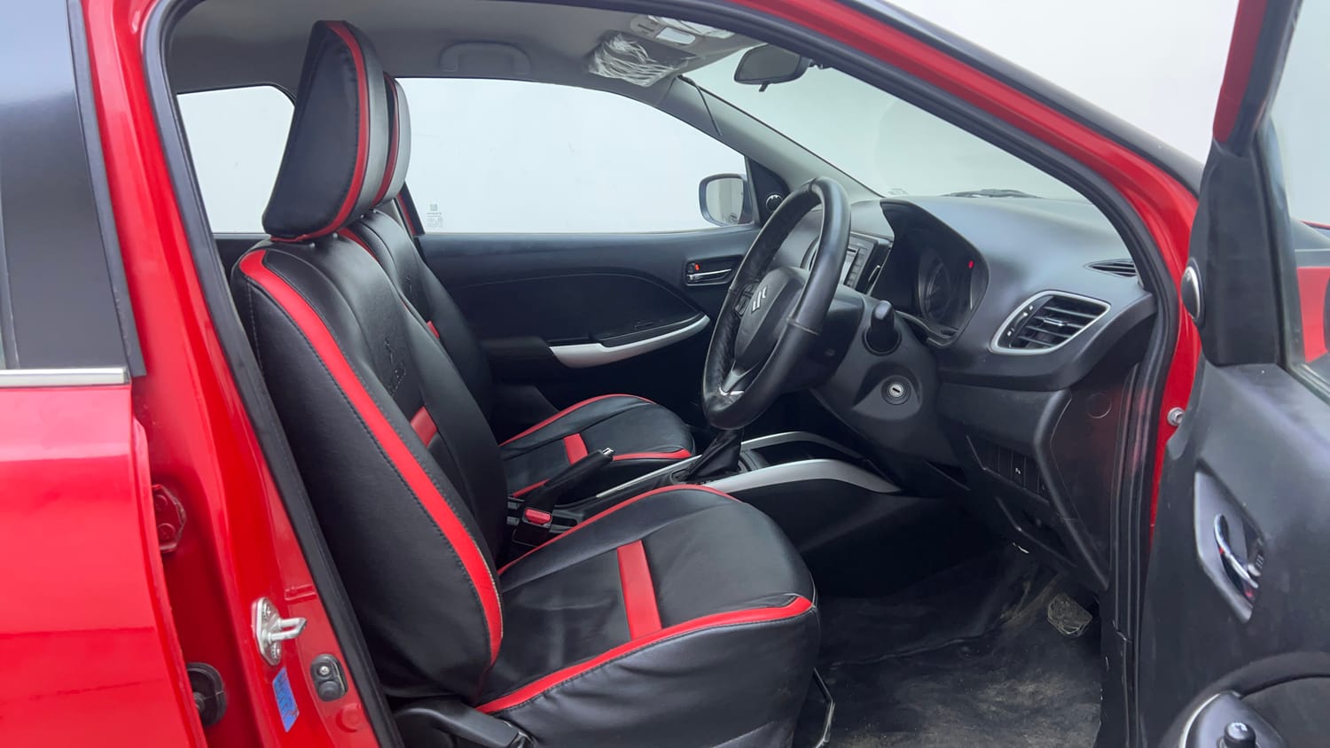 Used 2016 Maruti Suzuki Baleno Delta 1.2 AT Petrol Automatic interior RIGHT SIDE FRONT DOOR CABIN VIEW