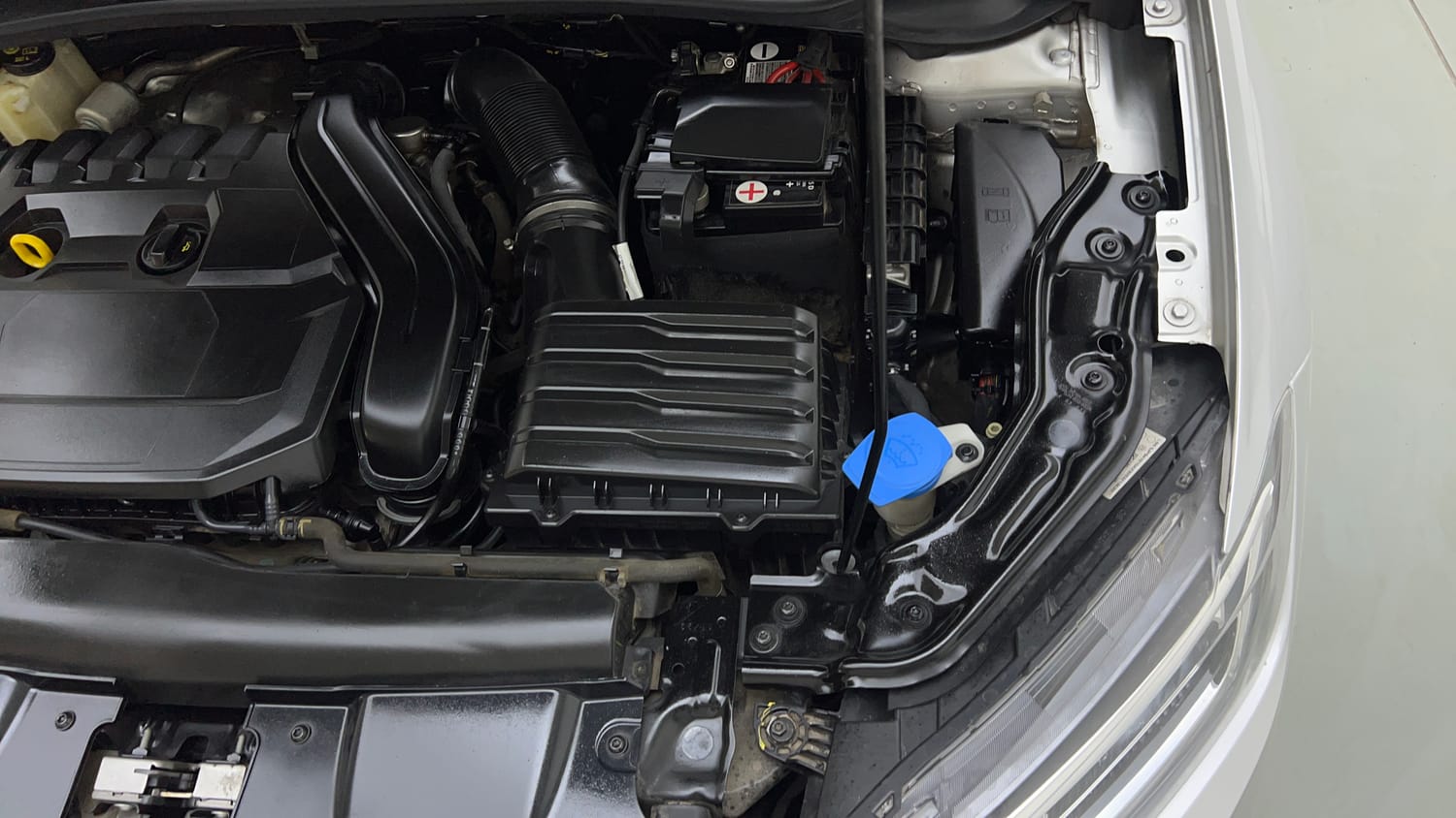 Used 2023 Volkswagen Virtus GT Plus 1.5 TSI EVO DSG Petrol Automatic engine ENGINE LEFT SIDE VIEW