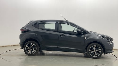 Used 2022 Tata Altroz XZ Petrol Petrol Manual exterior RIGHT SIDE VIEW
