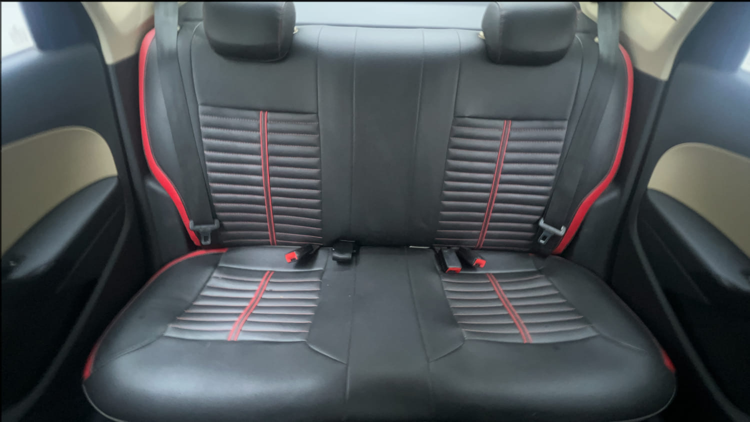 Used 2017 Volkswagen Ameo Highline1.2L (P) Petrol Manual interior REAR SEAT CONDITION VIEW