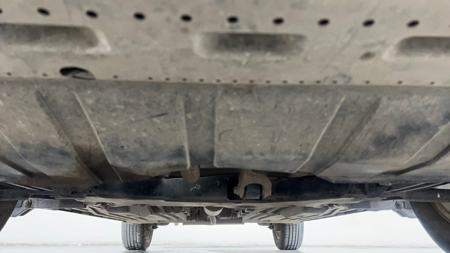 Used 2022 Maruti Suzuki S-Cross Alpha AT Petrol Automatic extra FRONT LEFT UNDERBODY VIEW