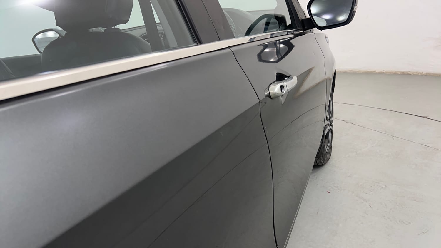 Used 2020 Tata Tiago Revotron XZ Petrol Manual dents MINOR DENT