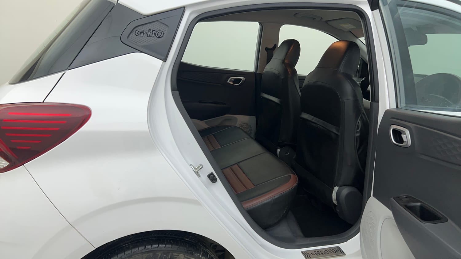 Used 2024 Hyundai Grand i10 Nios Sportz 1.2 Kappa CNG Cng Manual interior RIGHT SIDE REAR DOOR CABIN VIEW