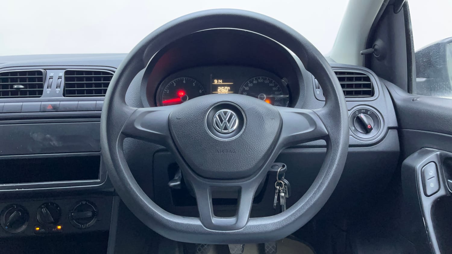 Used 2015 Volkswagen Polo Trendline 1.2L (P) Petrol Manual interior STEERING VIEW