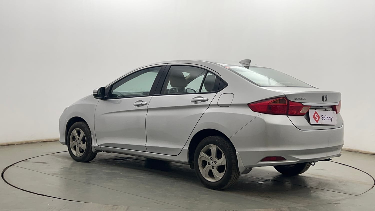 Used 2015 Honda City VX Petrol Manual exterior LEFT REAR CORNER VIEW