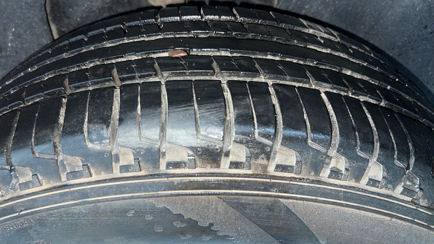 Used 2021 Tata Harrier XZA Plus Dual Tone Diesel Automatic tyres LEFT REAR TYRE TREAD VIEW