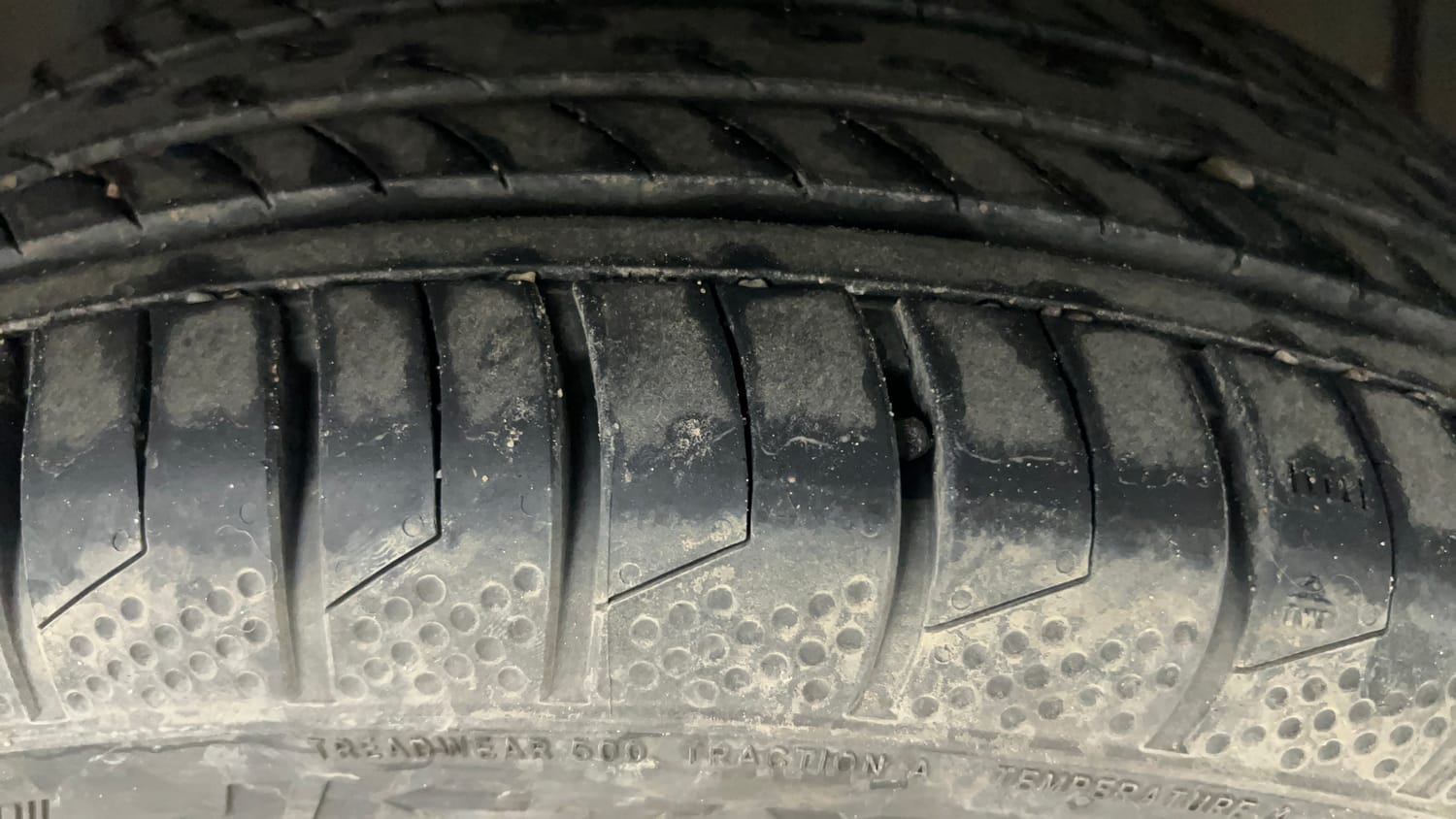 Used 2021 Tata Nexon XM Petrol Manual tyres RIGHT FRONT TYRE TREAD VIEW