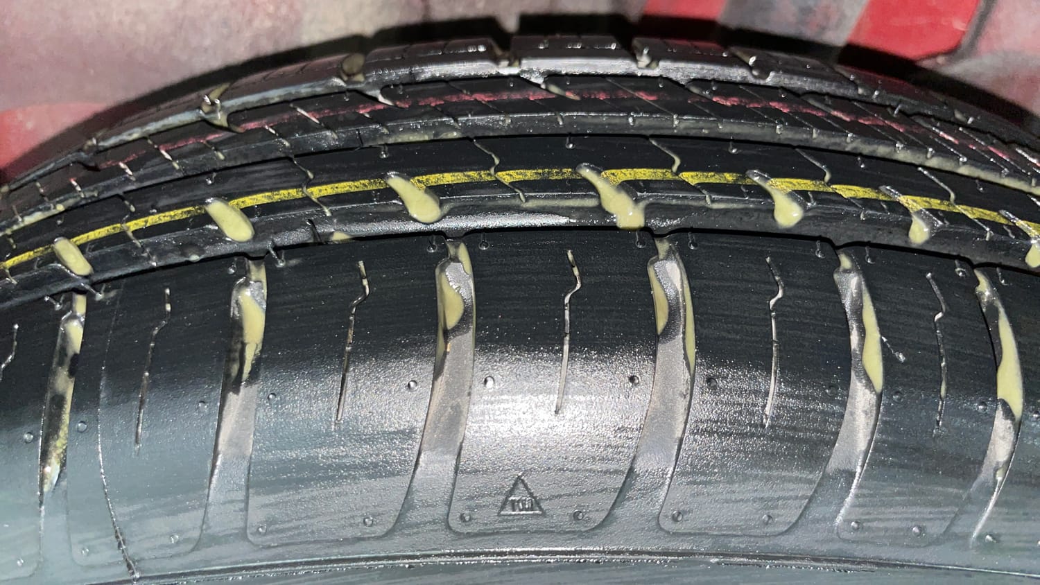 Used 2019 Maruti Suzuki Swift LXi Petrol Manual tyres LEFT REAR TYRE TREAD VIEW