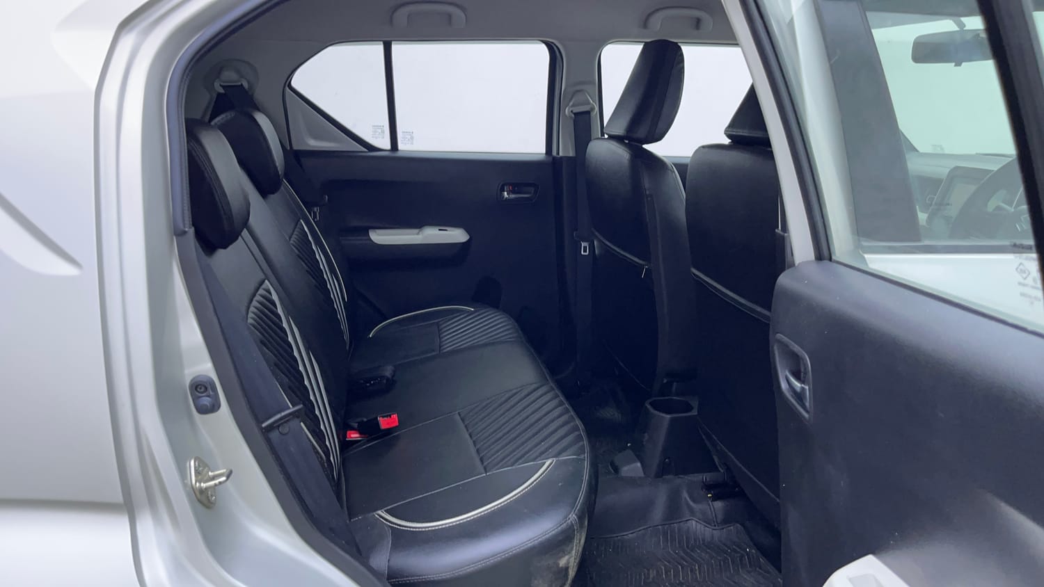 Used 2020 Maruti Suzuki Ignis Alpha 1.2 AMT Petrol Automatic interior RIGHT SIDE REAR DOOR CABIN VIEW