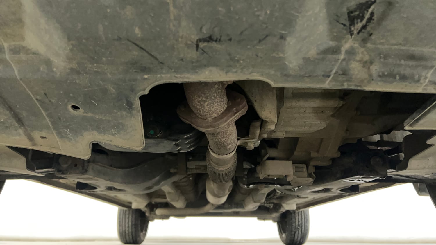 Used 2021 Tata Nexon XM Petrol Manual extra FRONT LEFT UNDERBODY VIEW