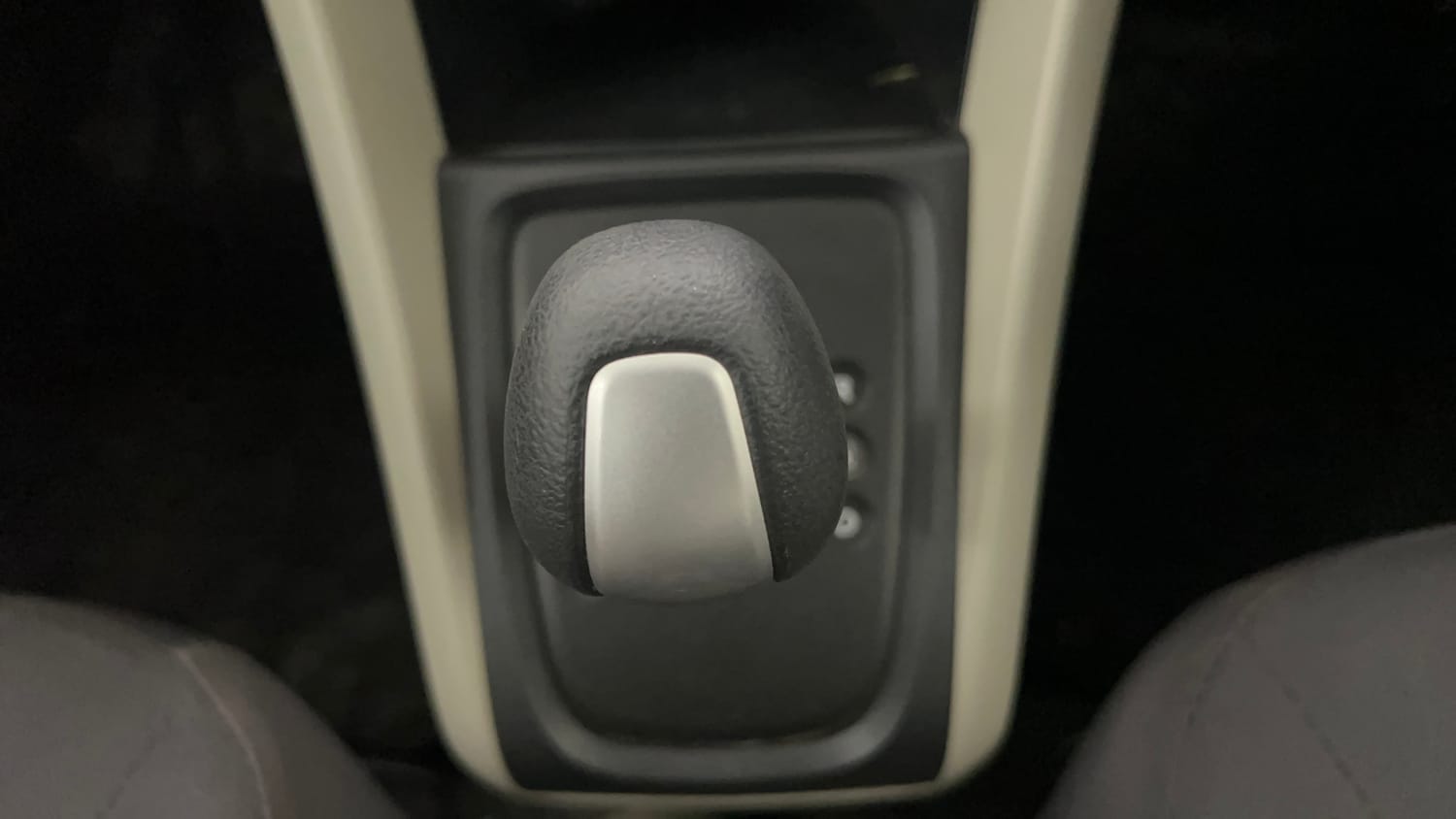 Used 2016 Maruti Suzuki Celerio ZXi AMT Petrol Automatic interior GEAR  KNOB VIEW