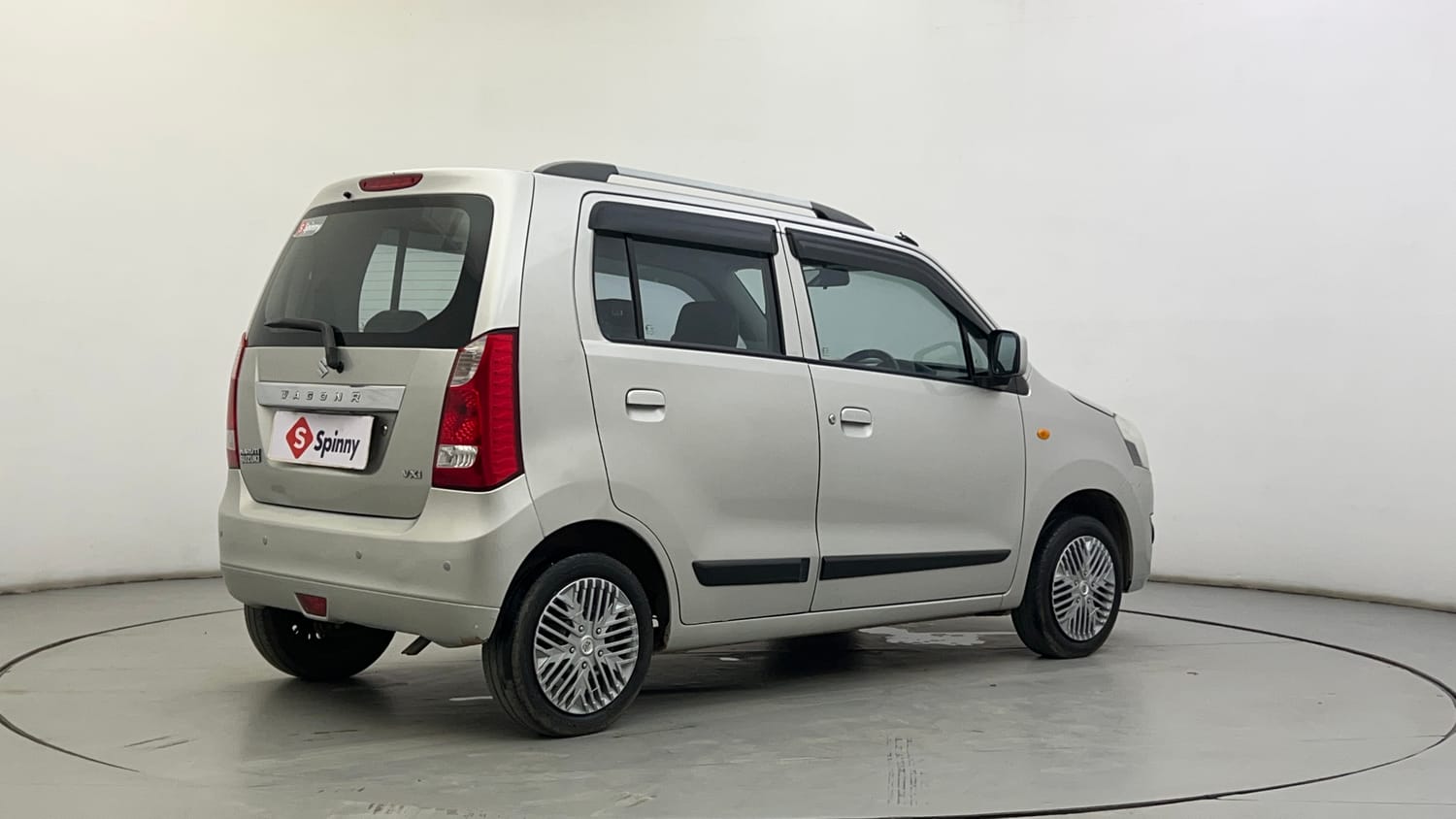 Used 2016 Maruti Suzuki Wagon R 1.0 VXI Petrol + CNG (Outside Fitted) Cng Manual exterior RIGHT REAR CORNER VIEW