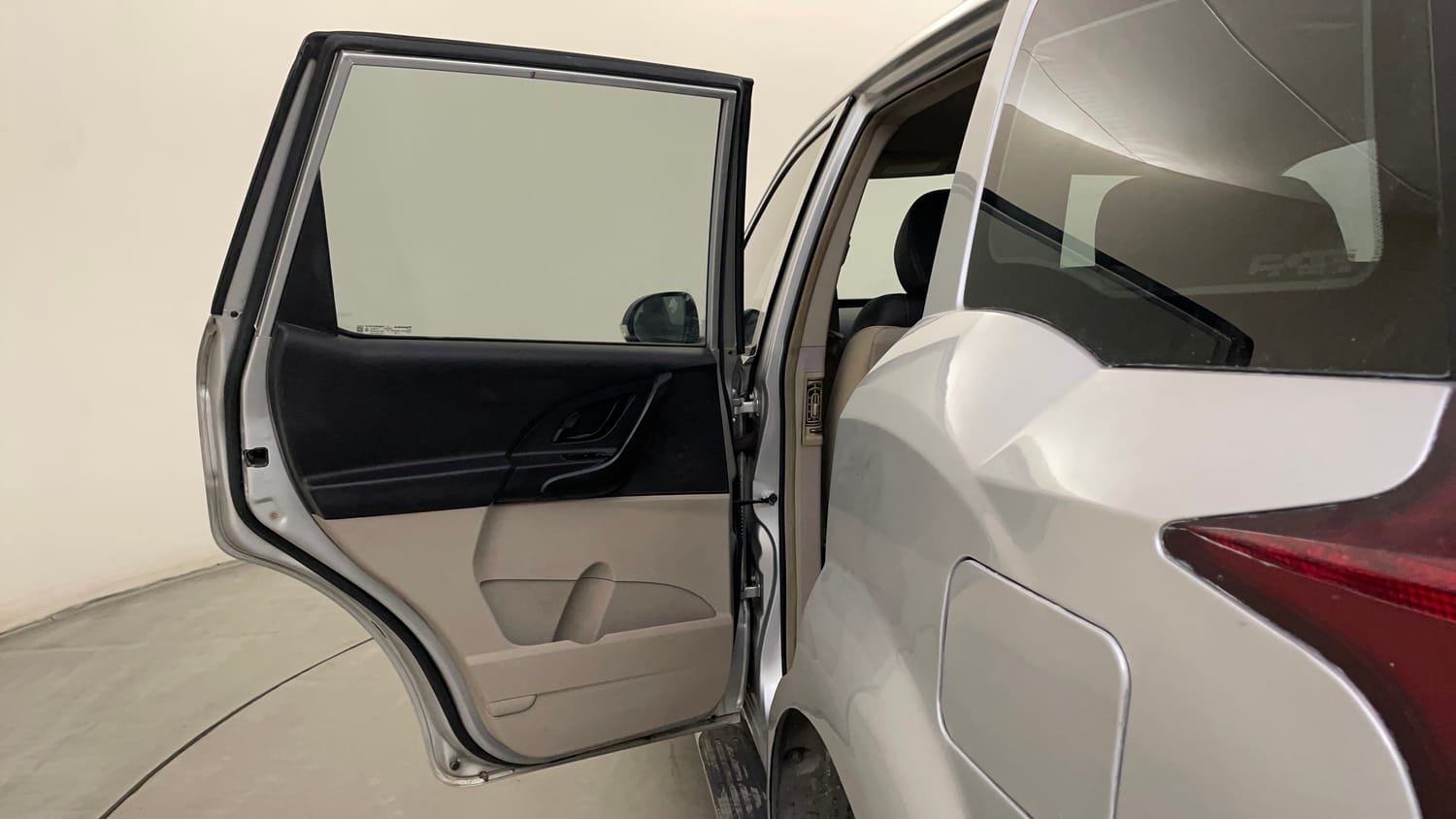 Used 2016 Mahindra XUV500 W4 Diesel Manual interior LEFT REAR DOOR OPEN VIEW