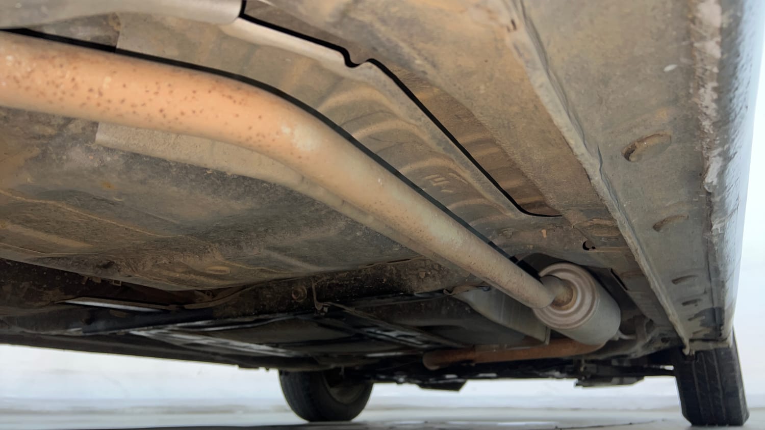Used 2015 Honda Jazz V AT Petrol Petrol Automatic extra REAR RIGHT UNDERBODY VIEW