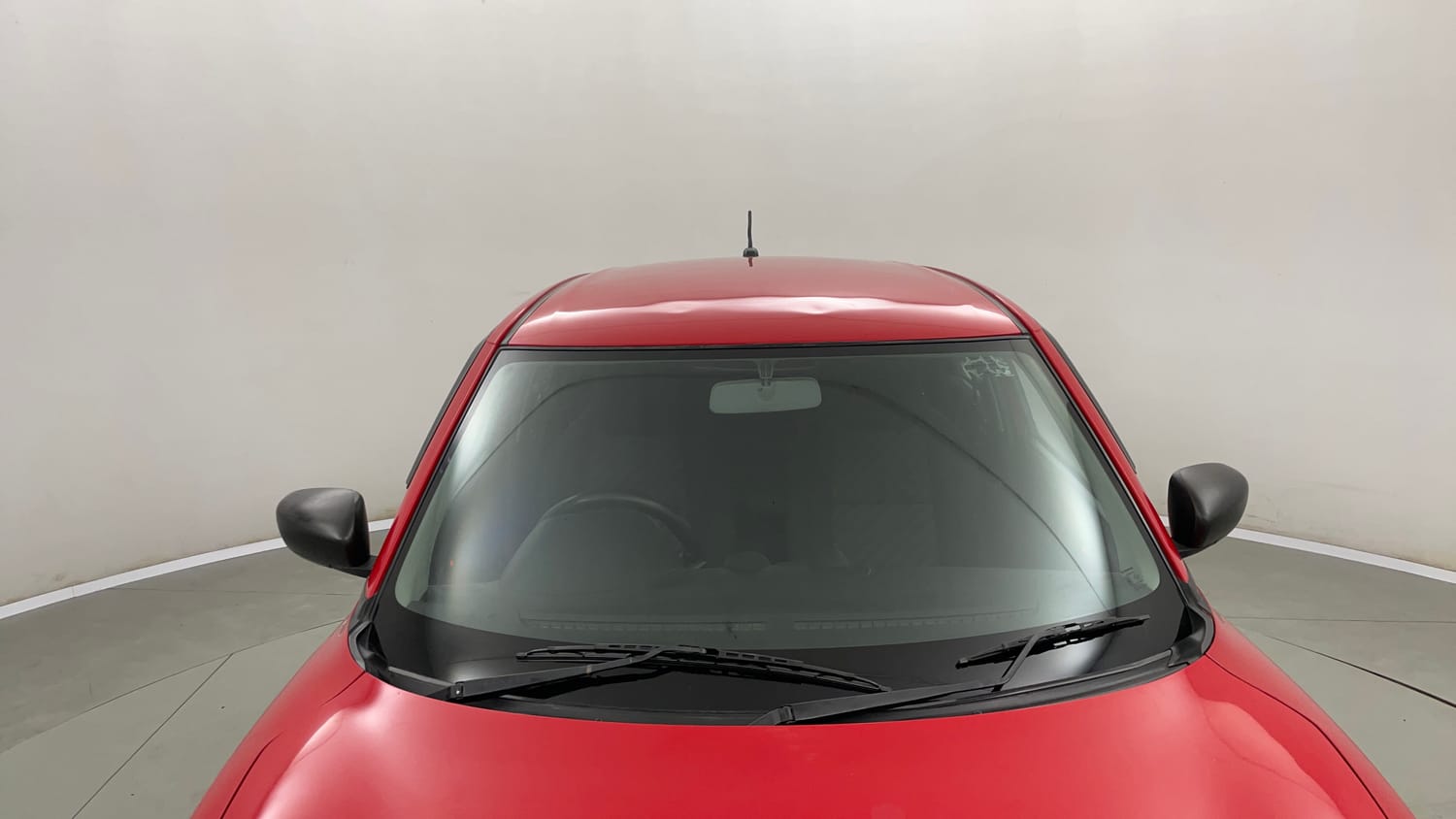 Used 2019 Maruti Suzuki Swift LXi Petrol Manual exterior FRONT WINDSHIELD VIEW
