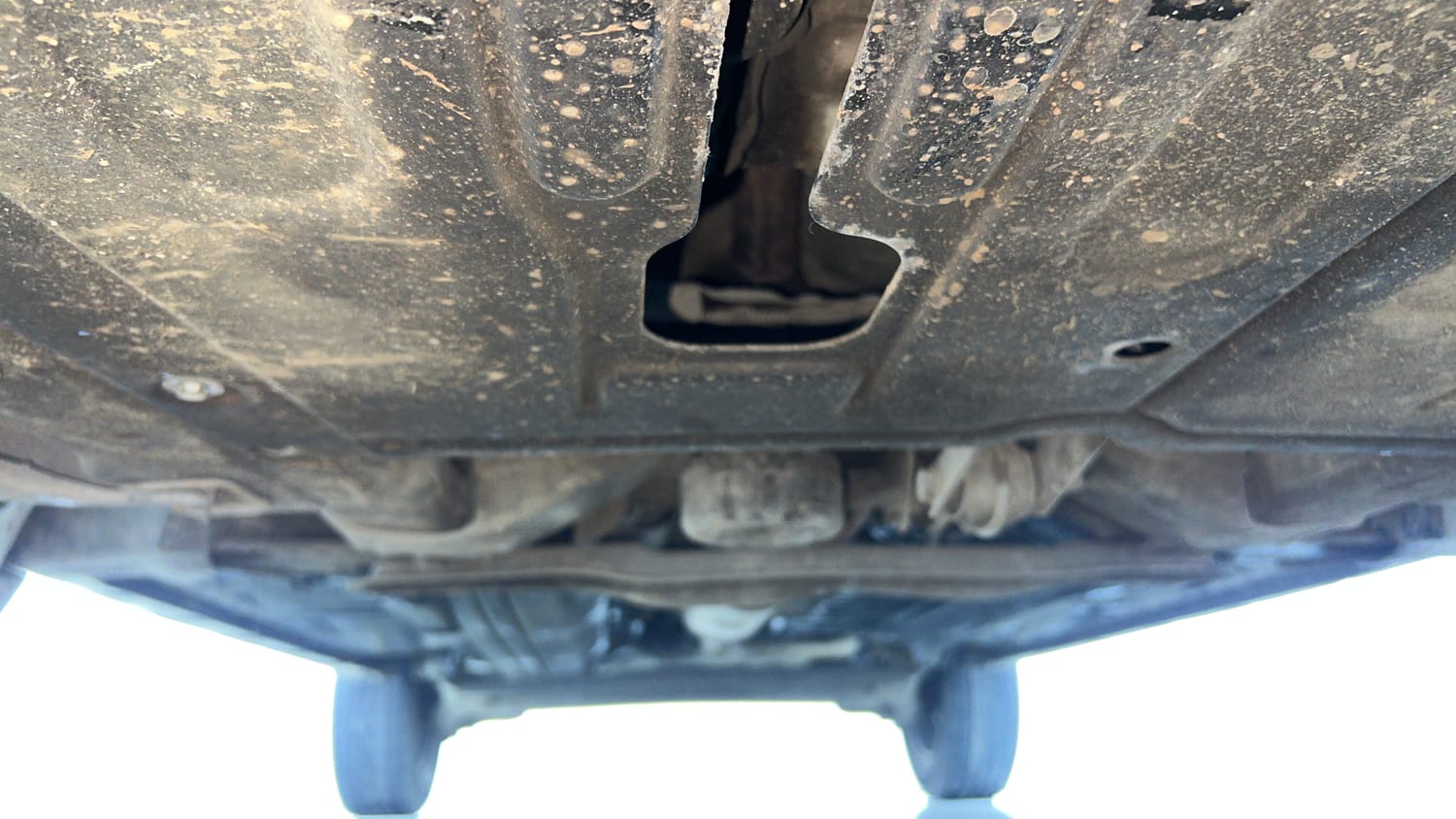 Used 2018 Renault Duster RXL Petrol Petrol Manual extra FRONT LEFT UNDERBODY VIEW
