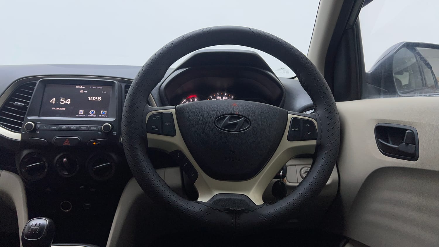 Used 2022 Hyundai Santro Sportz Petrol Manual interior STEERING VIEW
