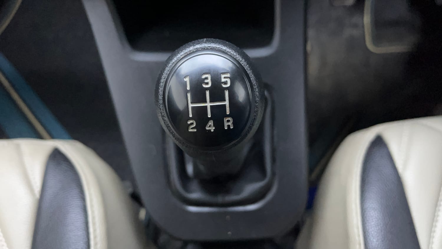Used 2022 Maruti Suzuki Wagon R ZXi 1.2 Petrol Manual interior GEAR  KNOB VIEW