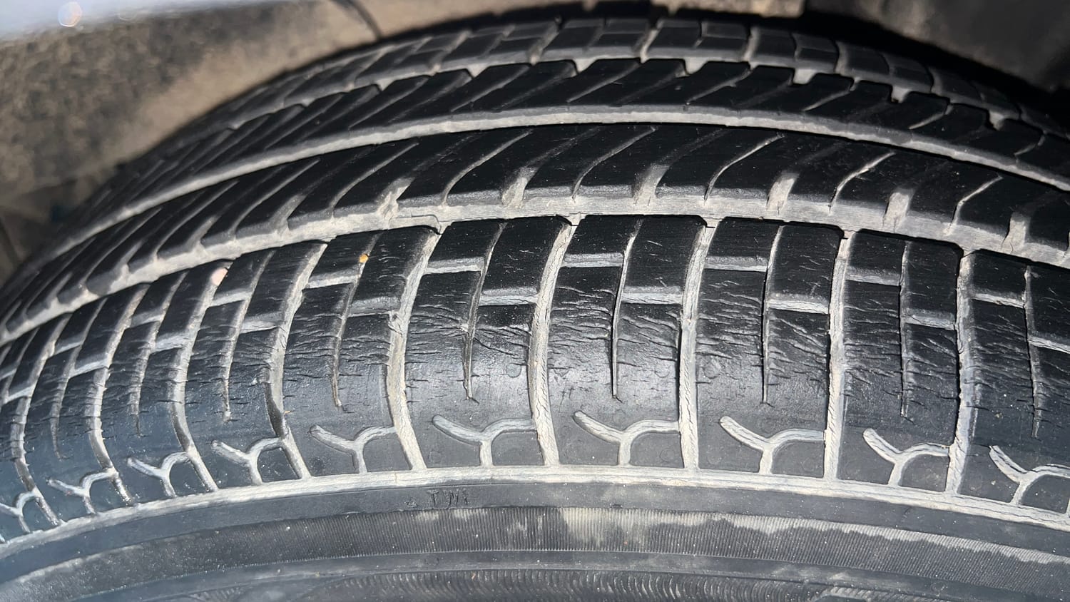 Used 2022 Hyundai Santro Sportz Petrol Manual tyres LEFT REAR TYRE TREAD VIEW
