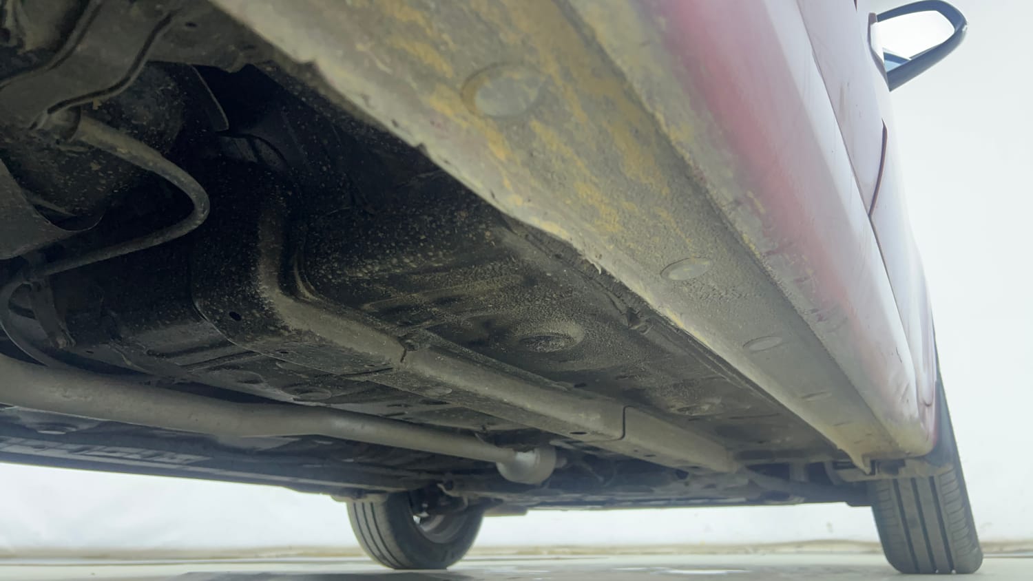 Used 2020 Hyundai Aura SX 1.2 Petrol Petrol Manual extra REAR RIGHT UNDERBODY VIEW