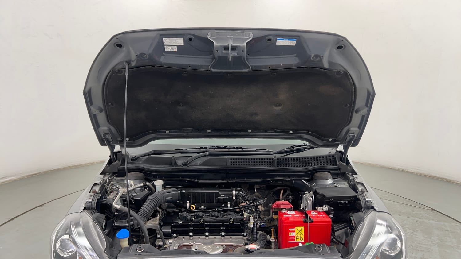 Used 2022 Maruti Suzuki S-Cross Alpha AT Petrol Automatic engine ENGINE & BONNET OPEN FRONT VIEW