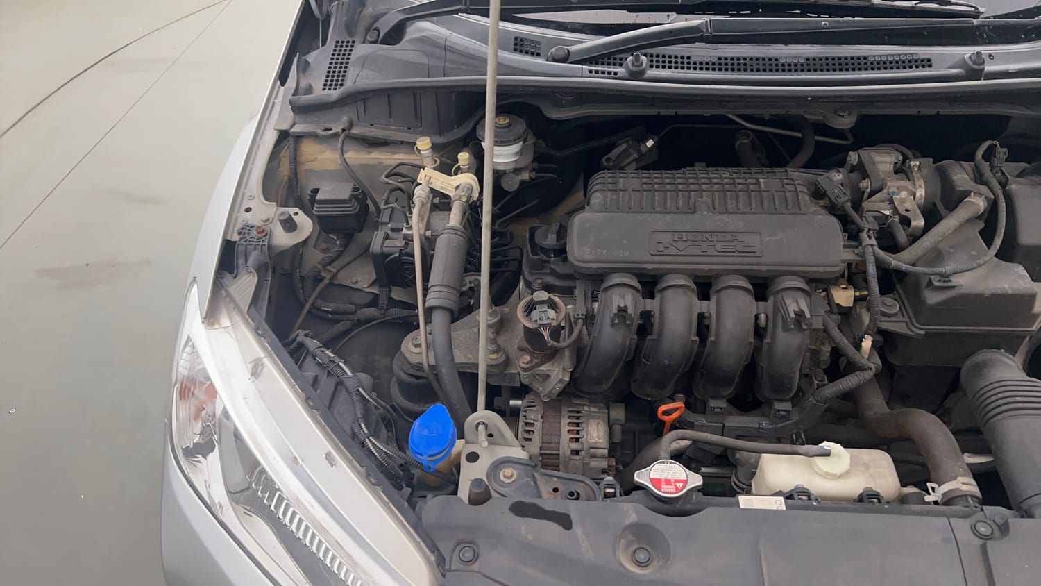 Used 2015 Honda City VX Petrol Manual engine ENGINE RIGHT SIDE VIEW