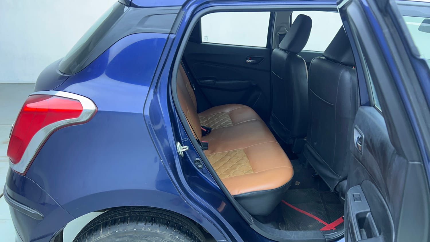Used 2019 Maruti Suzuki Swift VXi AMT Petrol Automatic interior RIGHT SIDE REAR DOOR CABIN VIEW