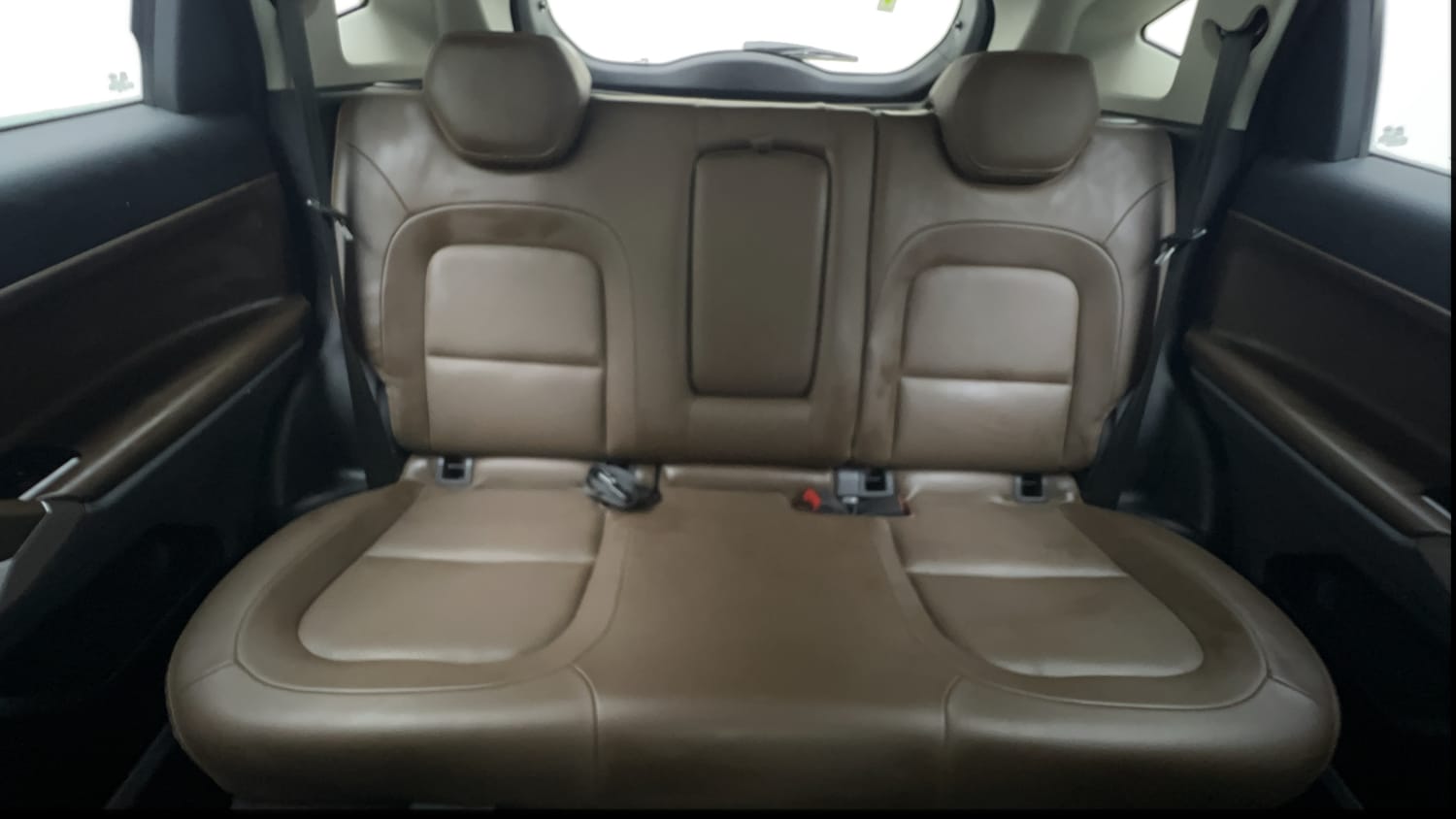 Used 2021 Tata Harrier XZA Plus Dual Tone Diesel Automatic interior REAR SEAT CONDITION VIEW