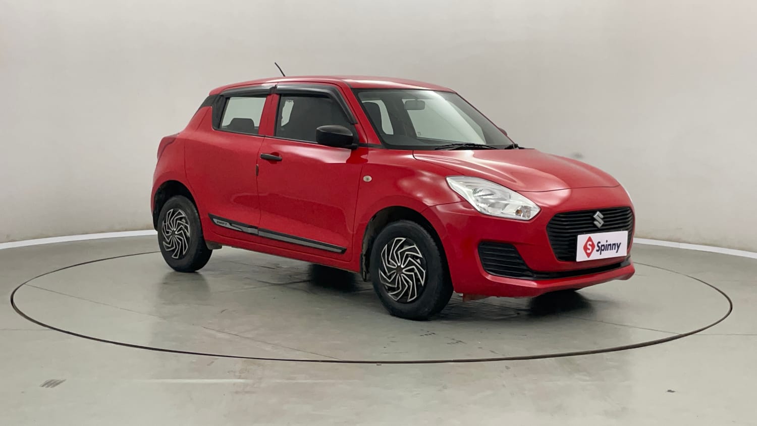 Used 2019 Maruti Suzuki Swift LXi Petrol Manual exterior RIGHT FRONT CORNER VIEW