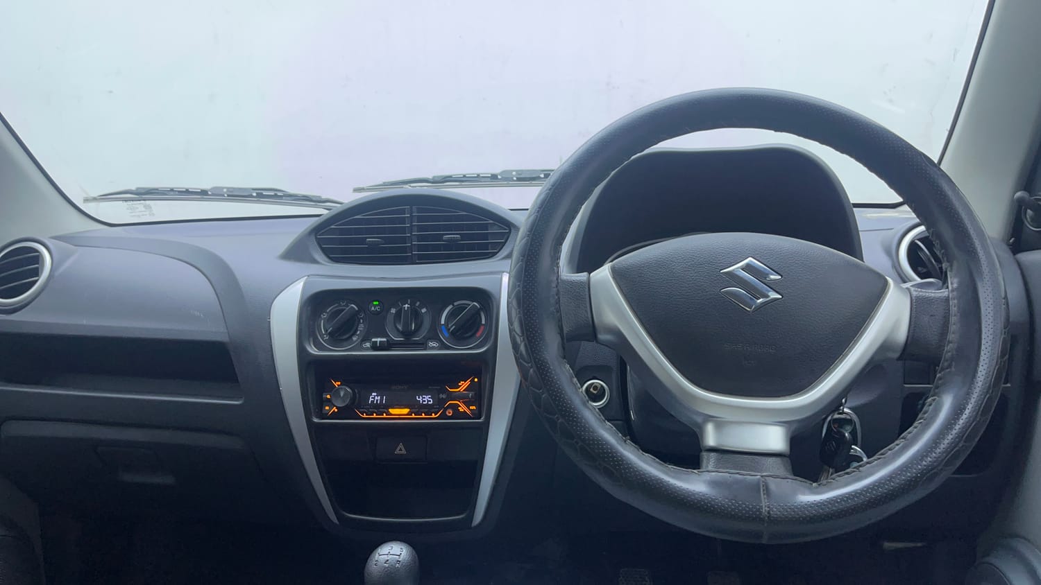 Used 2018 Maruti Suzuki Alto 800 LXi (O) Petrol Manual interior DASHBOARD VIEW
