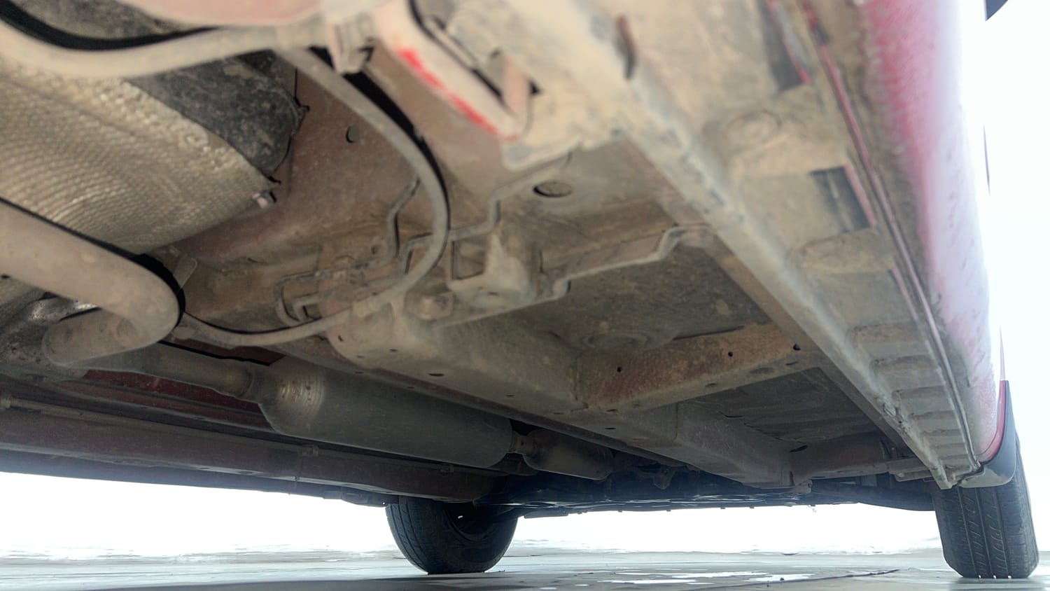 Used 2015 Maruti Suzuki Swift VXi Petrol Manual extra REAR RIGHT UNDERBODY VIEW