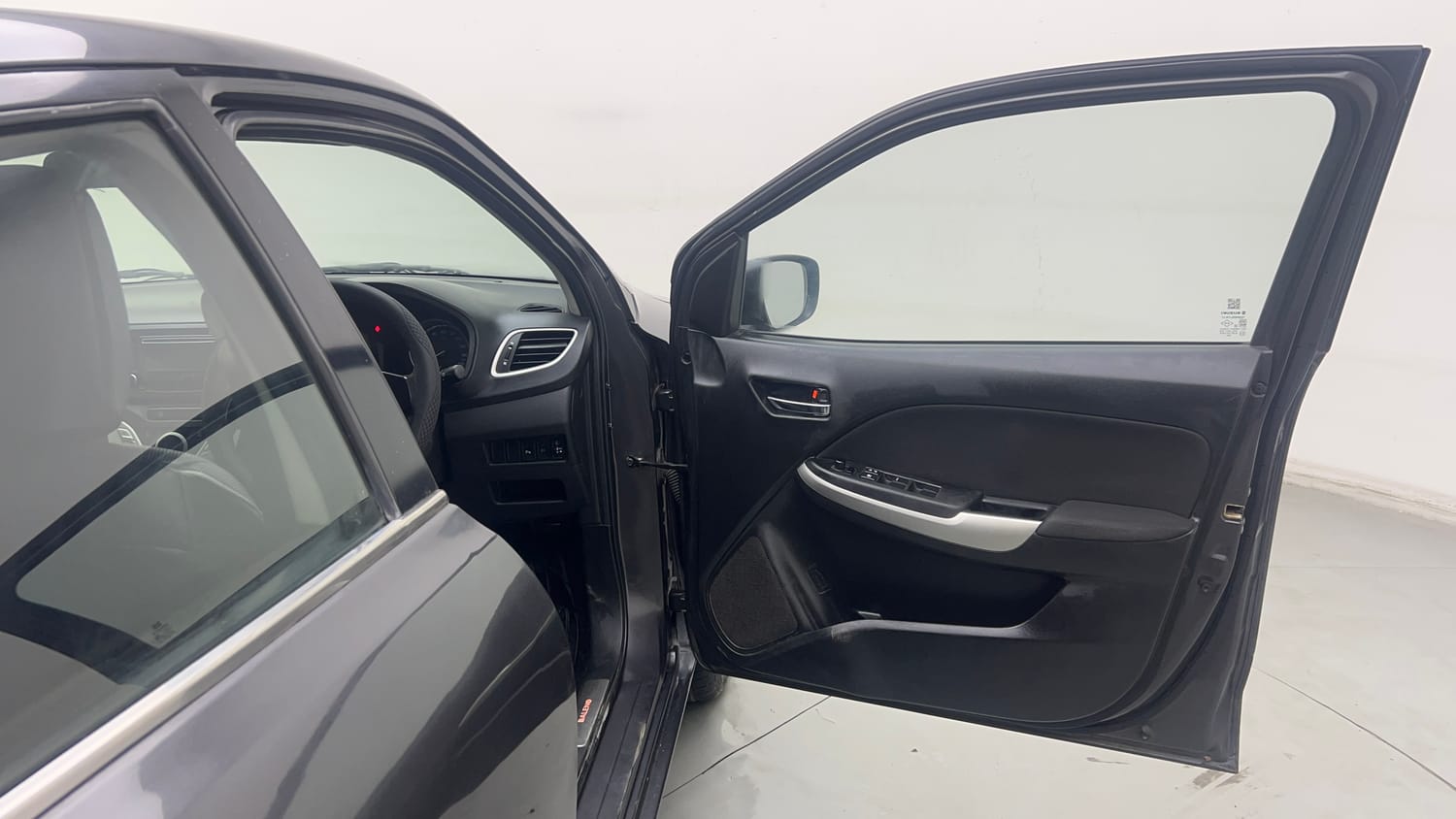 Used 2017 Maruti Suzuki Baleno Delta 1.2 Petrol Manual interior RIGHT FRONT DOOR OPEN VIEW