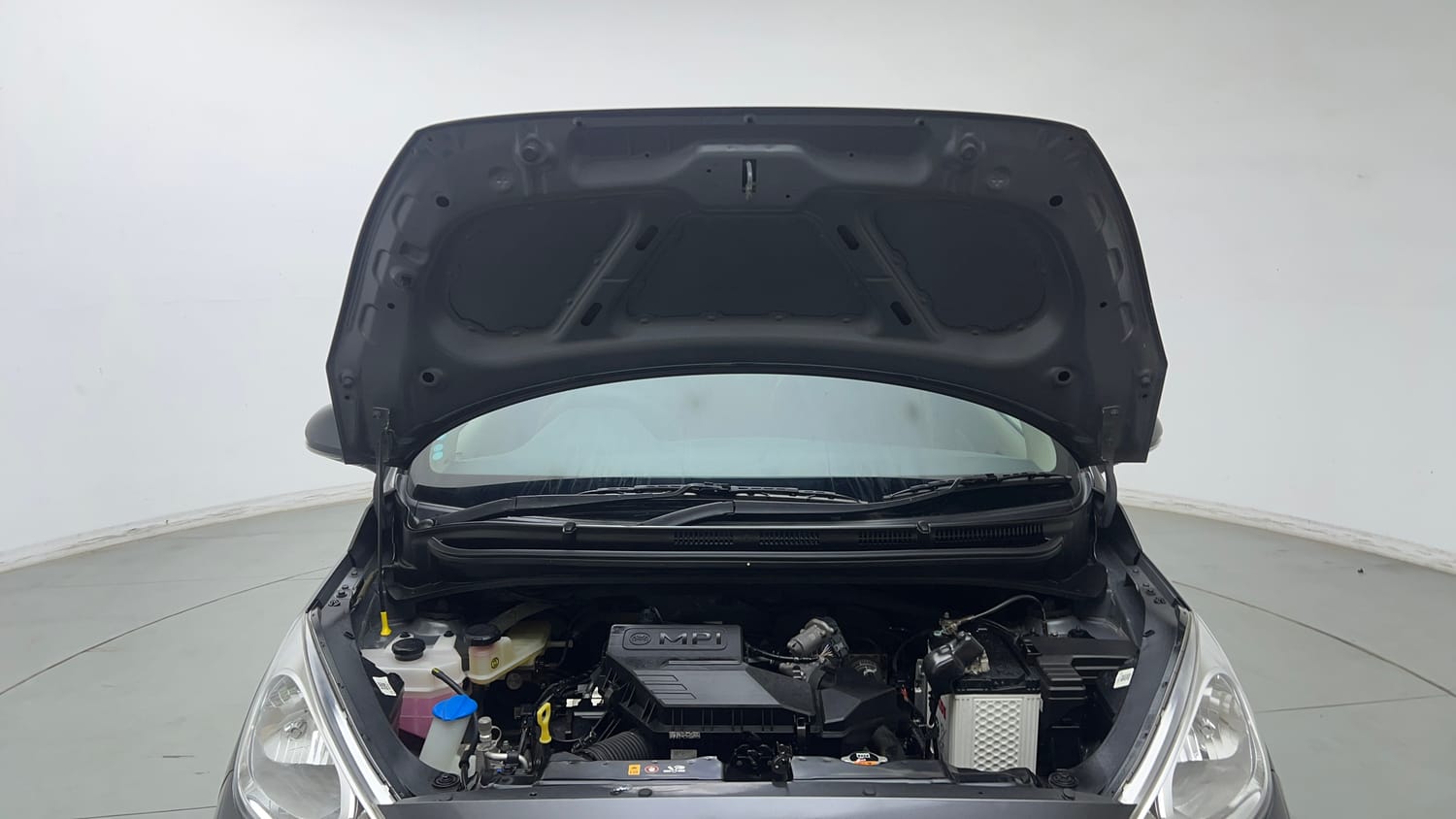 Used 2022 Hyundai Santro Sportz Petrol Manual engine ENGINE & BONNET OPEN FRONT VIEW