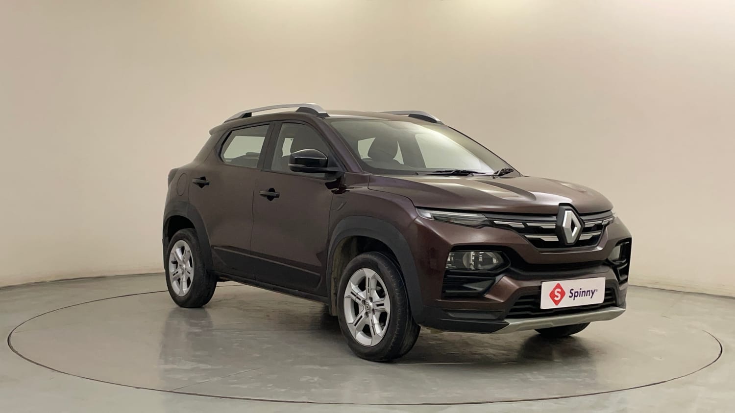 Used 2022 Renault Kiger RXT AMT Petrol Automatic exterior RIGHT FRONT CORNER VIEW