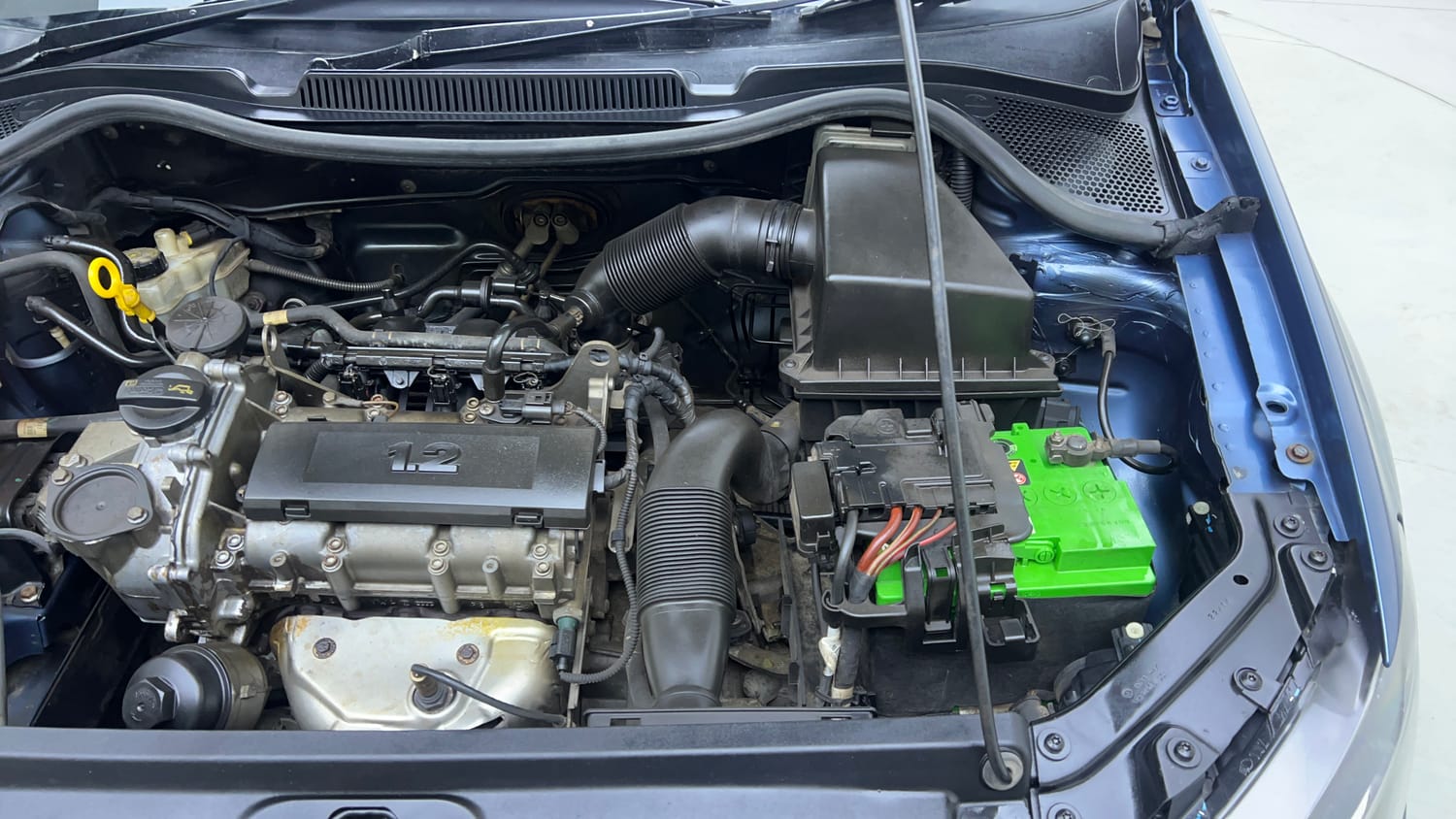 Used 2017 Volkswagen Ameo Highline1.2L (P) Petrol Manual engine ENGINE LEFT SIDE VIEW