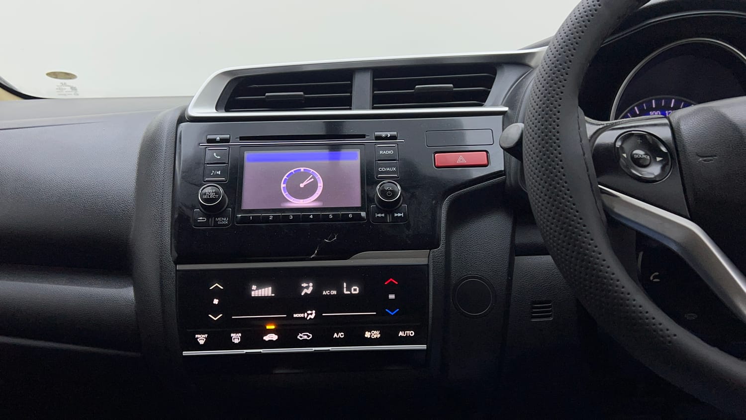 Used 2015 Honda Jazz V AT Petrol Petrol Automatic interior MUSIC SYSTEM & AC CONTROL VIEW
