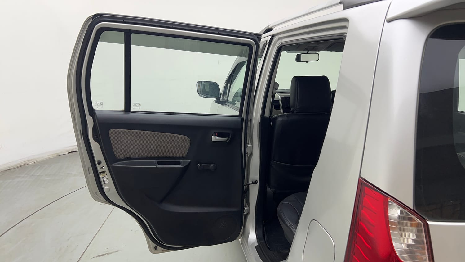 Used 2016 Maruti Suzuki Wagon R LXI Petrol Manual interior LEFT REAR DOOR OPEN VIEW