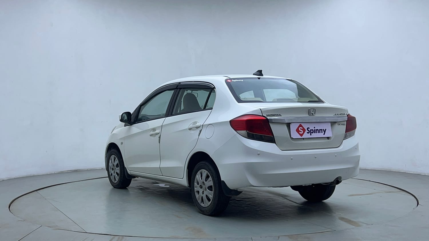 Used 2013 Honda Amaze 1.2 S i-VTEC Petrol Manual exterior LEFT REAR CORNER VIEW