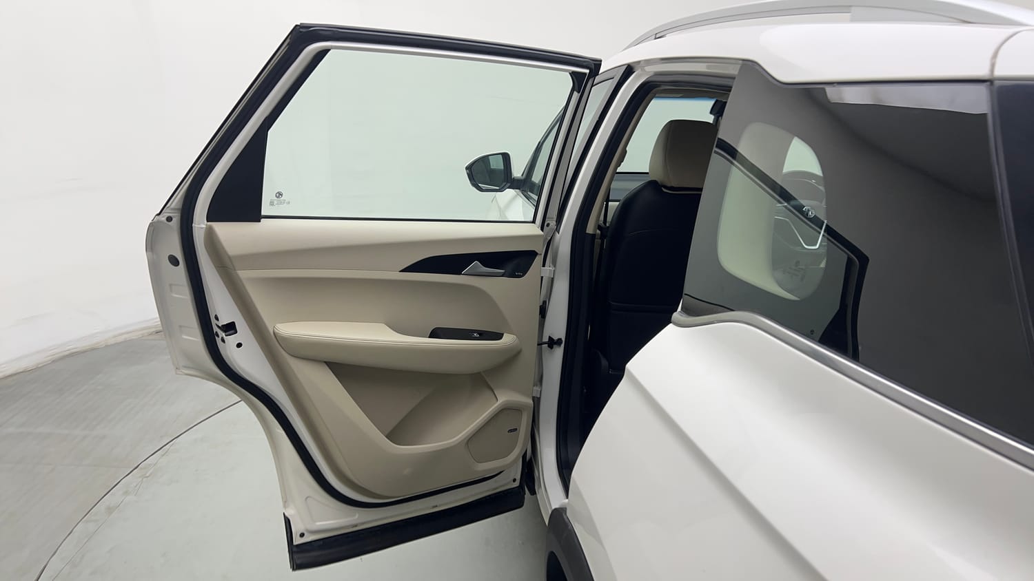 Used 2021 MG Motors Hector Sharp 1.5 Petrol Turbo DCT Petrol Automatic interior LEFT REAR DOOR OPEN VIEW